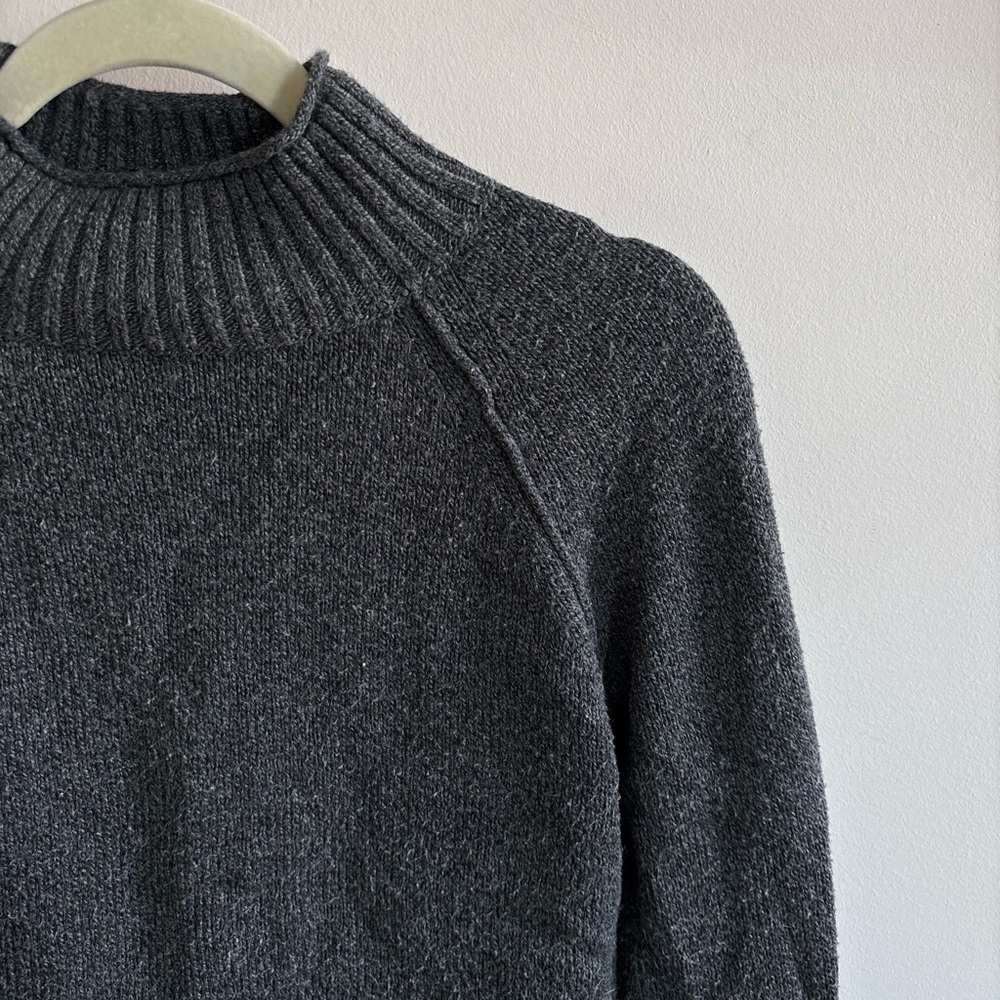 Banana Republic Charcoal Knit Sweater - Picture 2 of 4